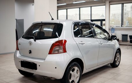 Toyota Vitz, 2005 год, 495 000 рублей, 4 фотография