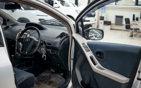 Toyota Vitz, 2005 год, 495 000 рублей, 7 фотография