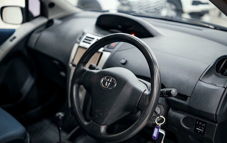 Toyota Vitz, 2005 год, 495 000 рублей, 10 фотография