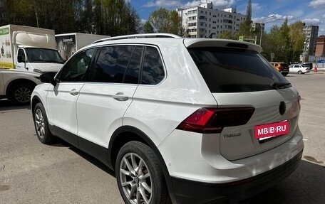 Volkswagen Tiguan II, 2019 год, 1 800 000 рублей, 2 фотография