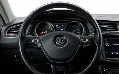 Volkswagen Tiguan II, 2019 год, 1 800 000 рублей, 10 фотография