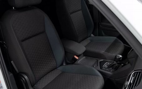Volkswagen Tiguan II, 2019 год, 1 800 000 рублей, 8 фотография