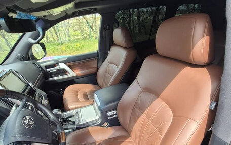 Toyota Land Cruiser 200, 2018 год, 9 300 000 рублей, 5 фотография