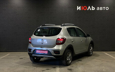 Renault Sandero II рестайлинг, 2018 год, 1 300 000 рублей, 2 фотография