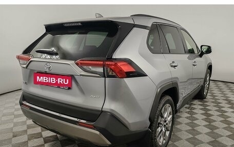 Toyota RAV4, 2025 год, 6 390 000 рублей, 5 фотография
