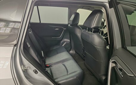 Toyota RAV4, 2025 год, 6 390 000 рублей, 19 фотография