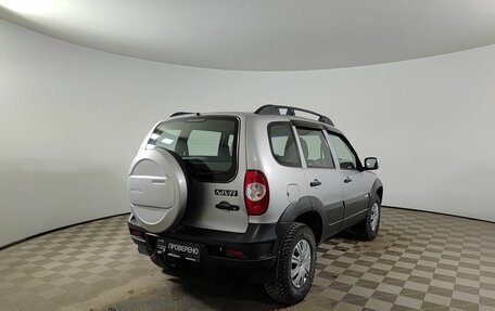 Chevrolet Niva I рестайлинг, 2017 год, 780 000 рублей, 5 фотография