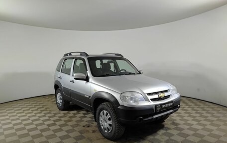 Chevrolet Niva I рестайлинг, 2017 год, 780 000 рублей, 3 фотография