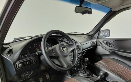 Chevrolet Niva I рестайлинг, 2017 год, 780 000 рублей, 16 фотография