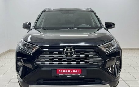 Toyota RAV4, 2020 год, 3 379 000 рублей, 2 фотография