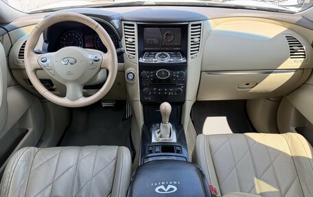 Infiniti FX II, 2009 год, 1 380 000 рублей, 8 фотография