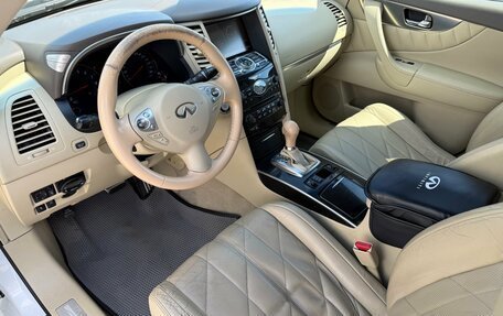 Infiniti FX II, 2009 год, 1 380 000 рублей, 7 фотография