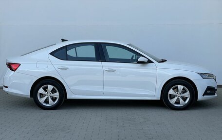 Skoda Octavia IV, 2021 год, 1 998 000 рублей, 4 фотография