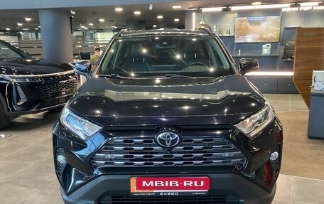 Toyota RAV4, 2022 год, 3 395 000 рублей, 2 фотография