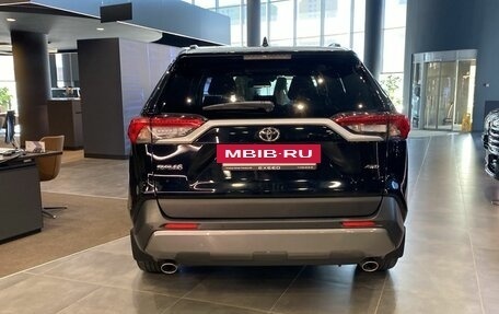 Toyota RAV4, 2022 год, 3 395 000 рублей, 5 фотография