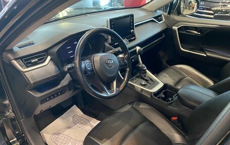 Toyota RAV4, 2022 год, 3 395 000 рублей, 12 фотография
