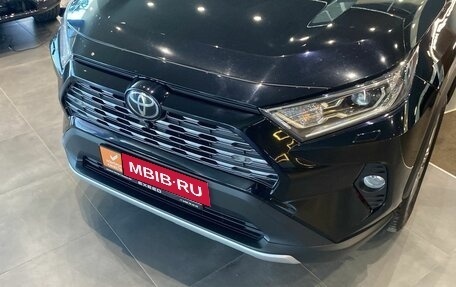 Toyota RAV4, 2022 год, 3 395 000 рублей, 8 фотография