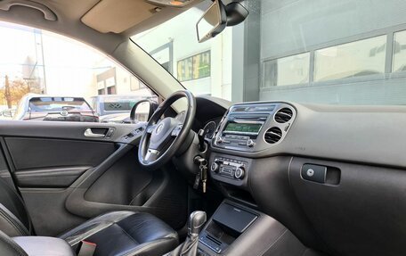 Volkswagen Tiguan I, 2011 год, 1 513 000 рублей, 10 фотография