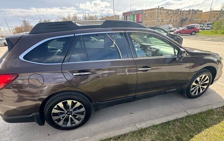 Subaru Outback IV рестайлинг, 2017 год, 2 750 000 рублей, 4 фотография