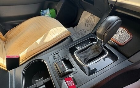Subaru Outback IV рестайлинг, 2017 год, 2 750 000 рублей, 13 фотография