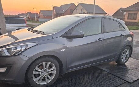 Hyundai i30 II рестайлинг, 2014 год, 950 000 рублей, 2 фотография