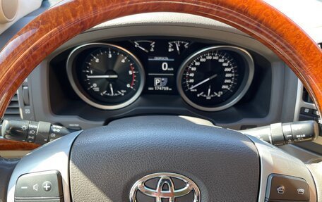 Toyota Land Cruiser 200, 2012 год, 3 400 000 рублей, 4 фотография