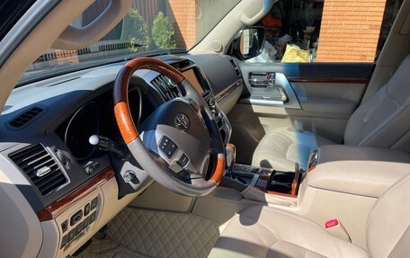 Toyota Land Cruiser 200, 2012 год, 3 400 000 рублей, 9 фотография