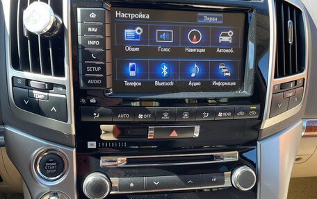 Toyota Land Cruiser 200, 2012 год, 3 400 000 рублей, 17 фотография