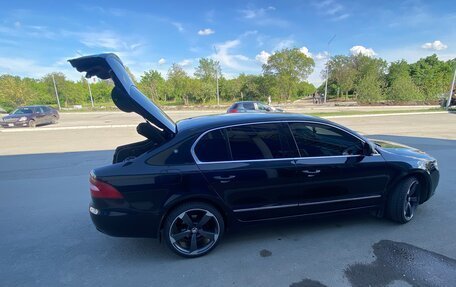 Skoda Superb III рестайлинг, 2011 год, 1 000 000 рублей, 10 фотография