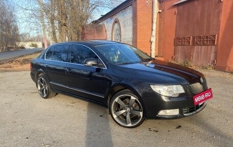 Skoda Superb III рестайлинг, 2011 год, 1 000 000 рублей, 5 фотография