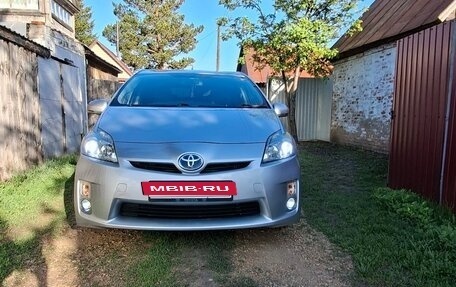 Toyota Prius, 2011 год, 1 250 000 рублей, 3 фотография