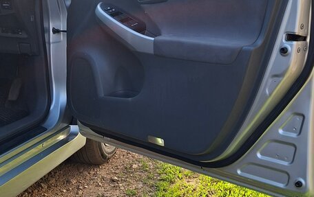 Toyota Prius, 2011 год, 1 250 000 рублей, 15 фотография