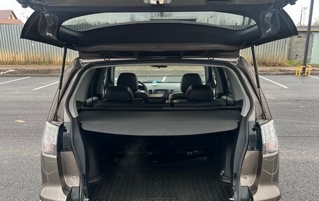 Mitsubishi Outlander III рестайлинг 3, 2011 год, 1 300 000 рублей, 14 фотография