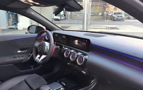 Mercedes-Benz A-Класс, 2022 год, 2 450 000 рублей, 14 фотография