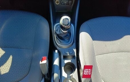 KIA Rio III рестайлинг, 2015 год, 999 000 рублей, 20 фотография