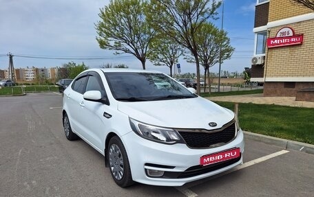 KIA Rio III рестайлинг, 2015 год, 695 000 рублей, 1 фотография