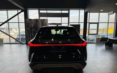 Lexus RX IV рестайлинг, 2025 год, 7 990 000 рублей, 6 фотография