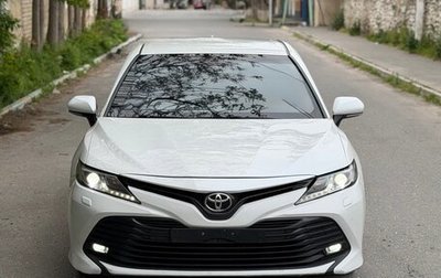Toyota Camry, 2019 год, 1 750 000 рублей, 1 фотография
