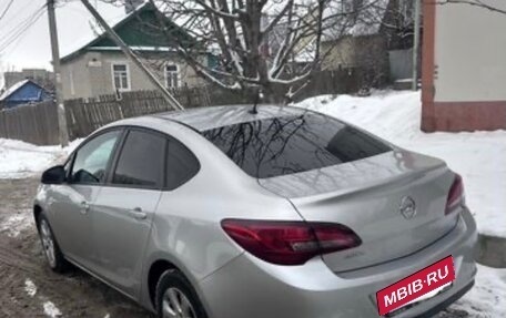 Opel Astra J, 2013 год, 980 000 рублей, 2 фотография