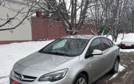 Opel Astra J, 2013 год, 980 000 рублей, 3 фотография