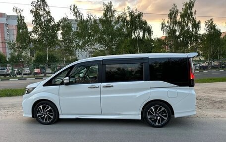 Honda Stepwgn IV, 2021 год, 2 180 000 рублей, 3 фотография