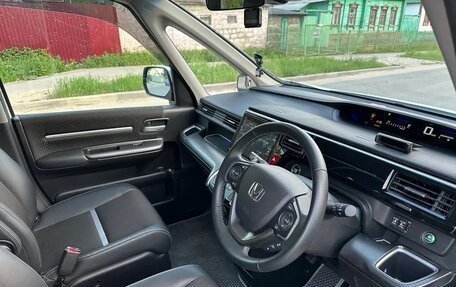 Honda Stepwgn IV, 2021 год, 2 180 000 рублей, 8 фотография