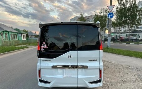 Honda Stepwgn IV, 2021 год, 2 180 000 рублей, 5 фотография