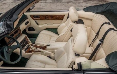 Aston Martin Virage II, 1992 год, 14 000 000 рублей, 15 фотография