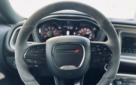 Dodge Challenger III рестайлинг 2, 2021 год, 5 150 000 рублей, 14 фотография
