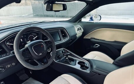 Dodge Challenger III рестайлинг 2, 2021 год, 5 150 000 рублей, 12 фотография