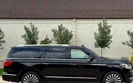 Lincoln Navigator, 2017 год, 4 788 000 рублей, 5 фотография