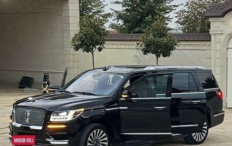 Lincoln Navigator, 2017 год, 4 788 000 рублей, 20 фотография