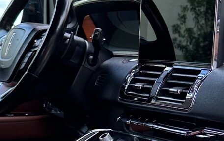 Lincoln Navigator, 2017 год, 4 788 000 рублей, 30 фотография