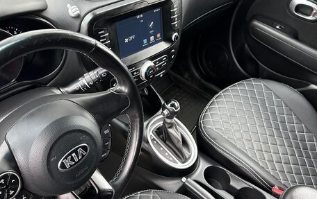 KIA Soul II рестайлинг, 2017 год, 1 450 000 рублей, 2 фотография